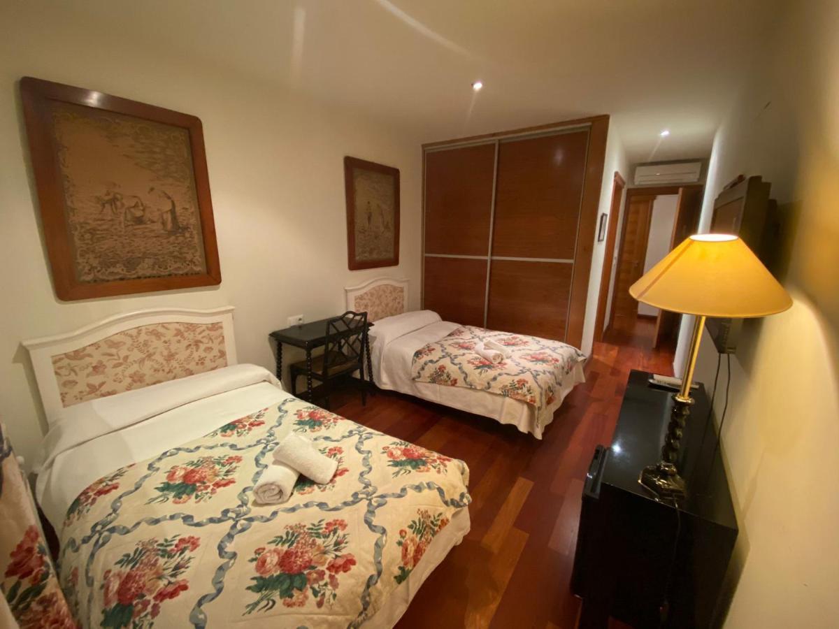 Ch Hostal Victoria Cuenca  Eksteriør billede